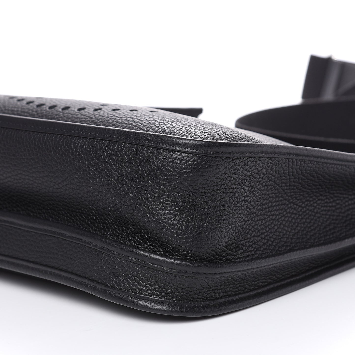 Togo Evelyne III GM Black