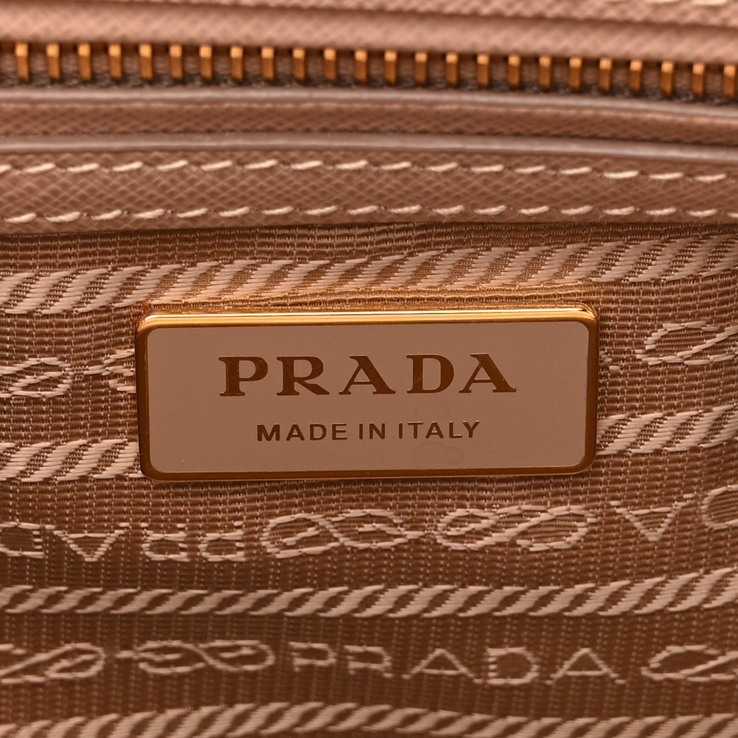 Saffiano Lux Small Galleria Double Zip Tote Cipria