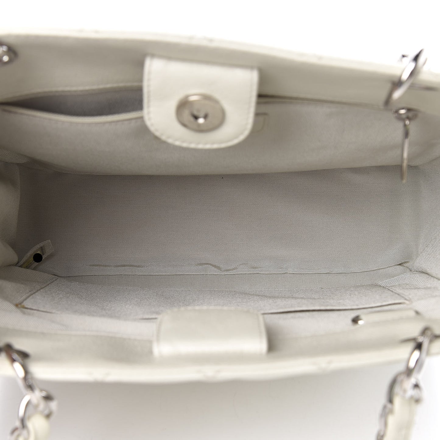 Caviar Quilted Petit Shopping Tote PST White