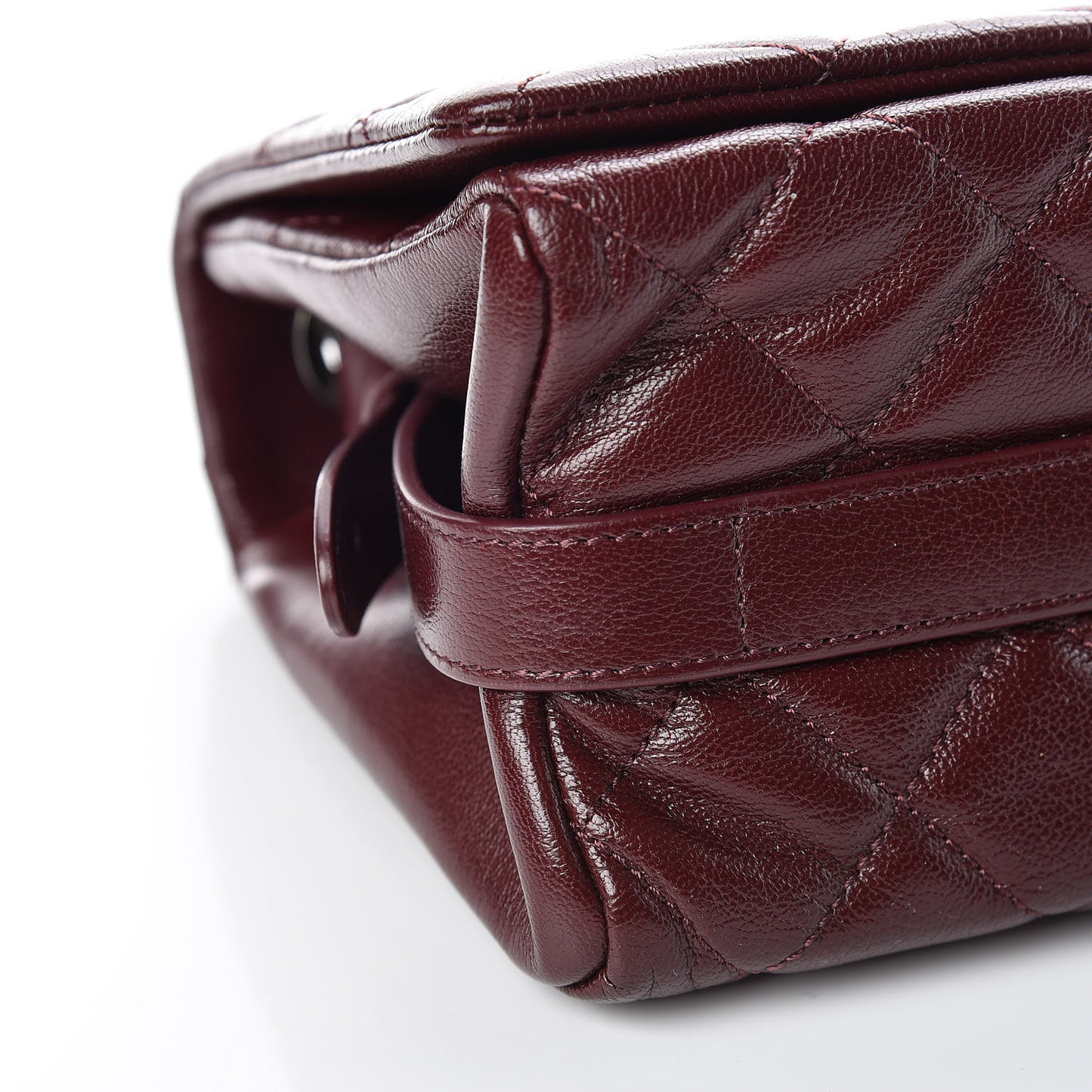 Goatskin Quilted Medium City Rock Flap Burgundy