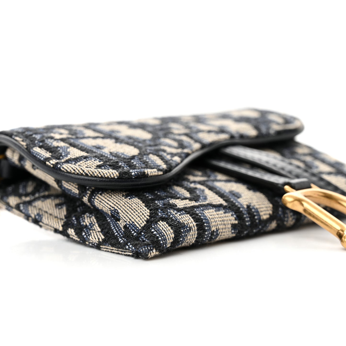 Oblique Nano Saddle Chain Pouch Blue