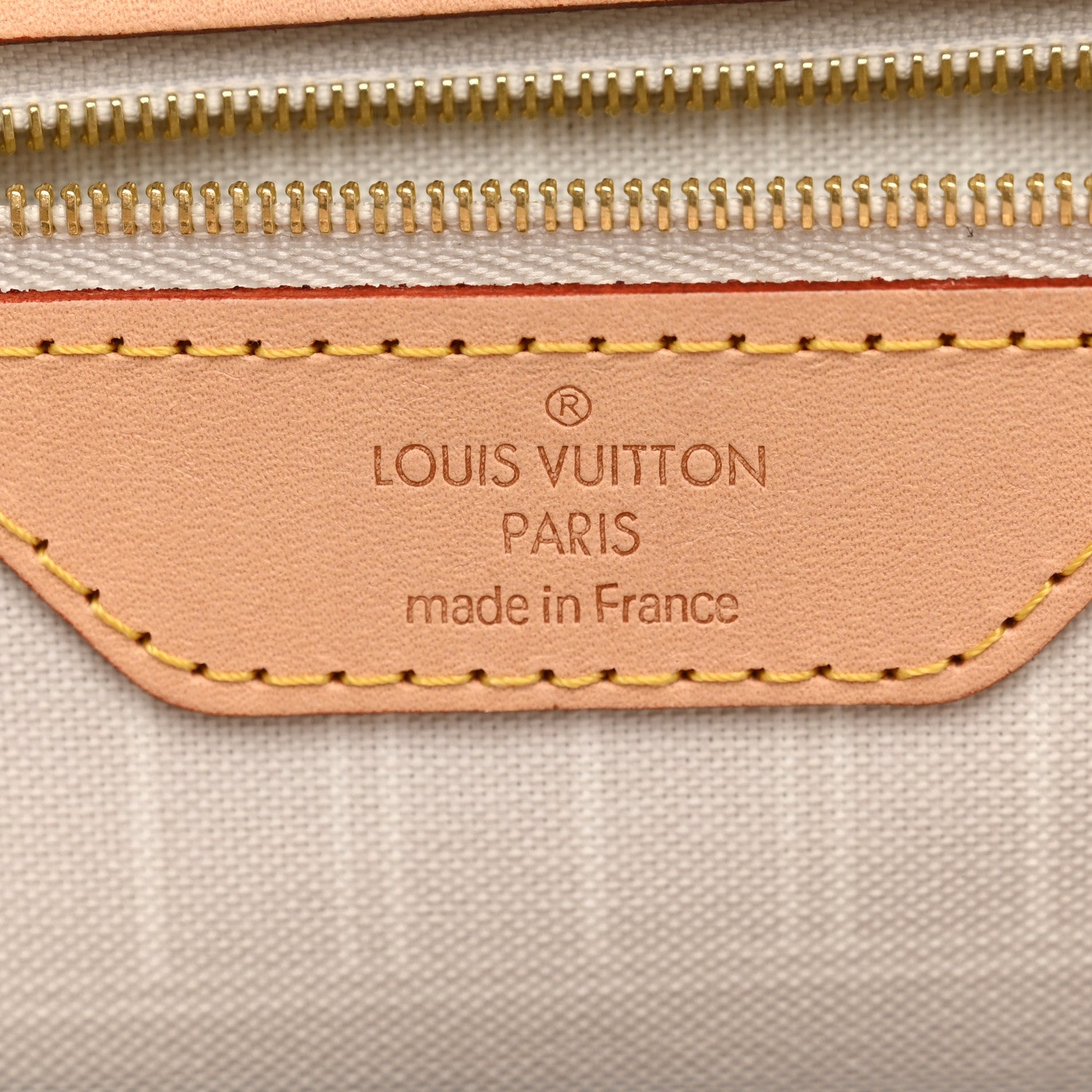 Louis Vuitton Monogram Giant By The Pool Keepall Bandouliere 45 Brume 6 of 9