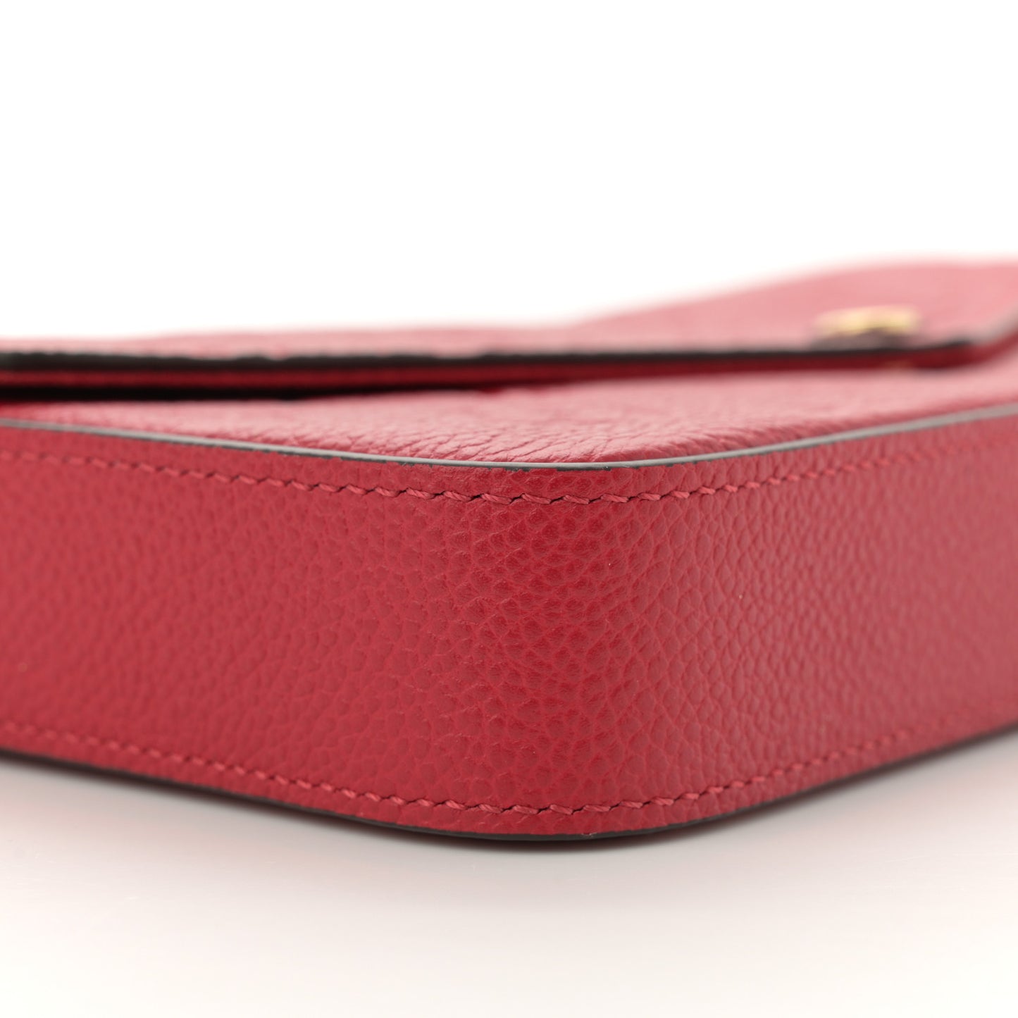 Empreinte Pochette Felicie Chain Wallet Scarlet