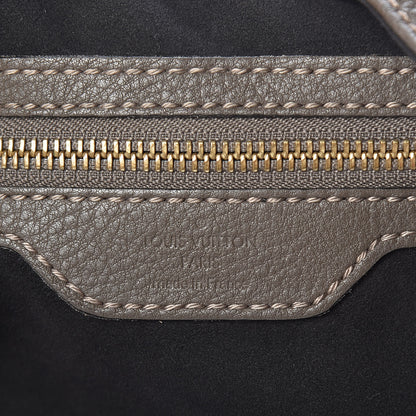 Louis Vuitton Mahina L Elephant Gris 6 of 13