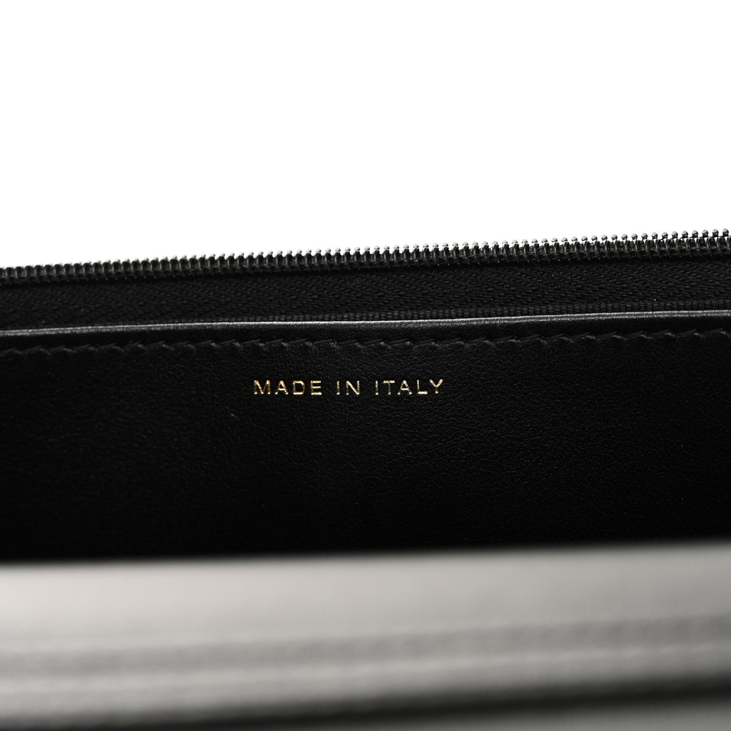 Pearly Caviar Quilted Fit For You Wallet On Chain WOC Black