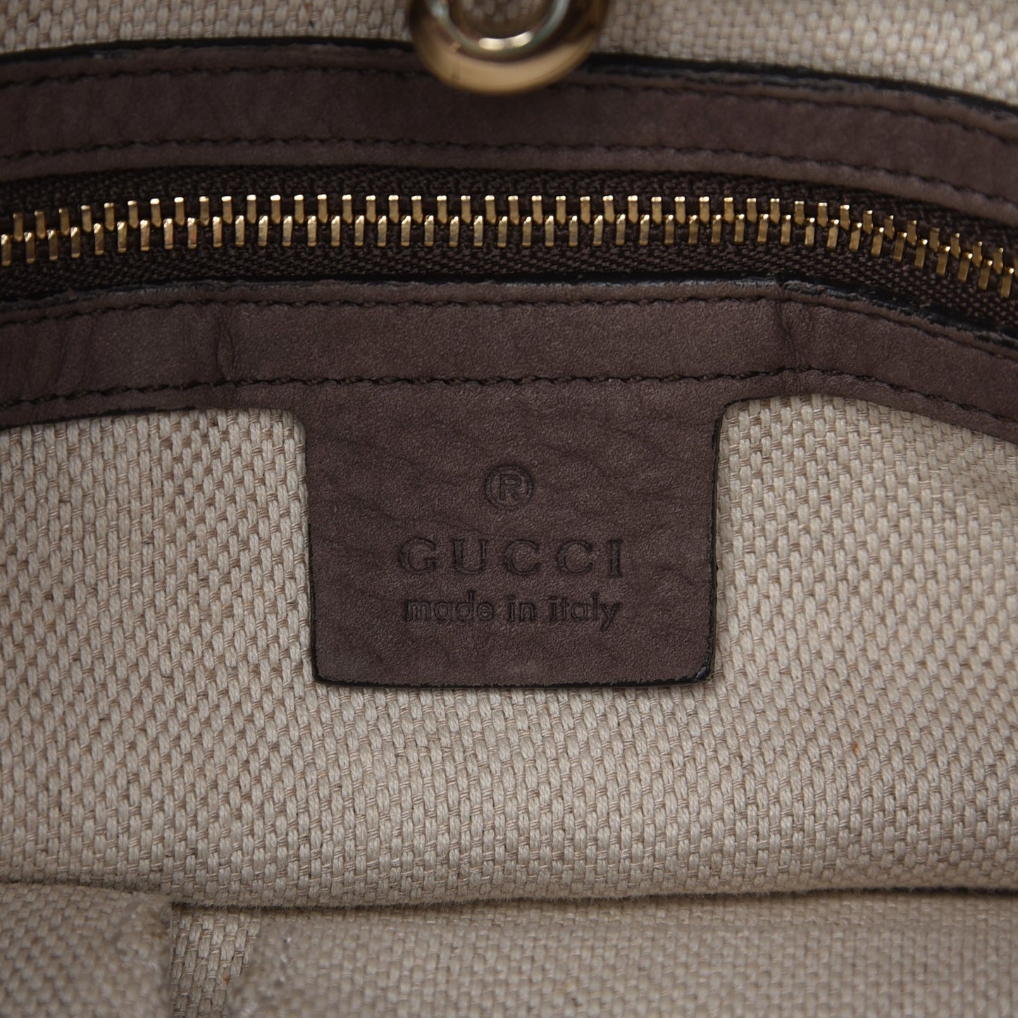 Vitello Range Medium Soho Chain Shoulder Bag Grey Field