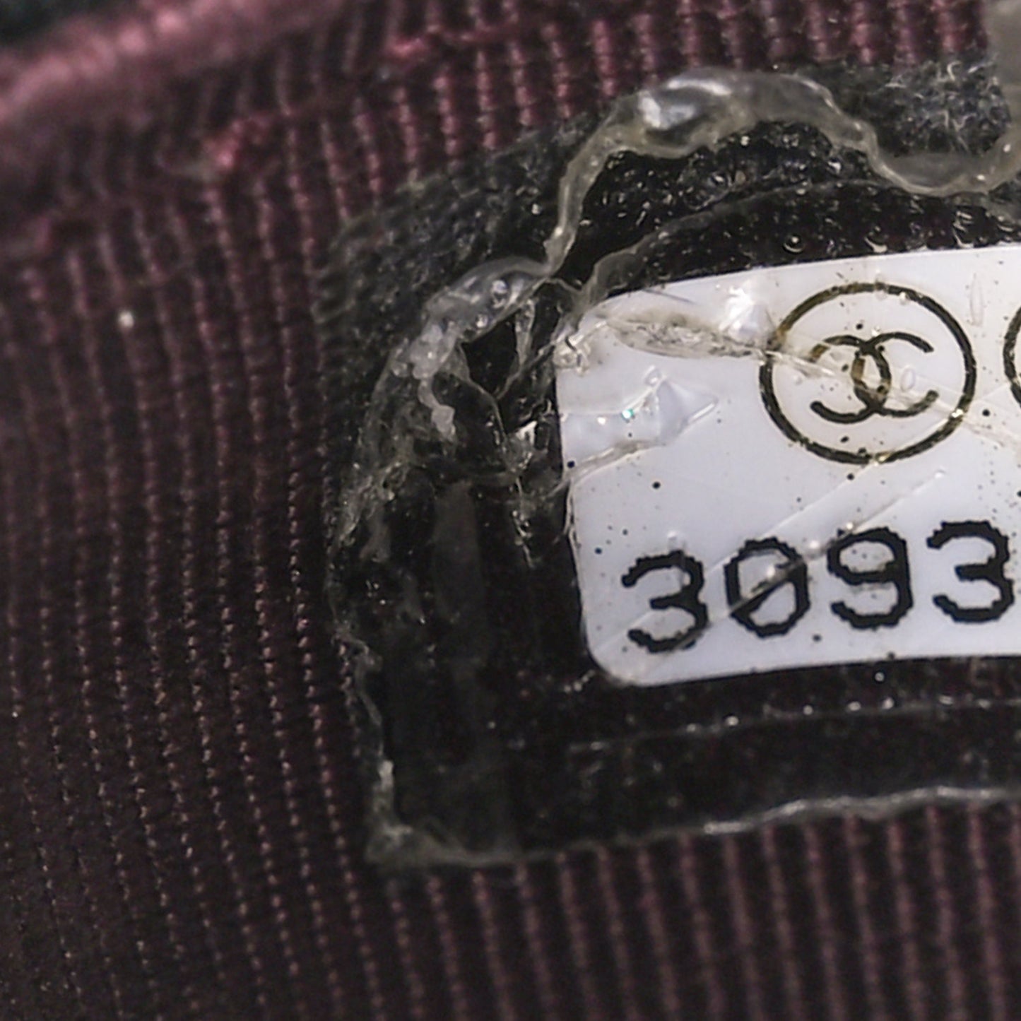 Caviar Quilted Phone Holder With Chain Black