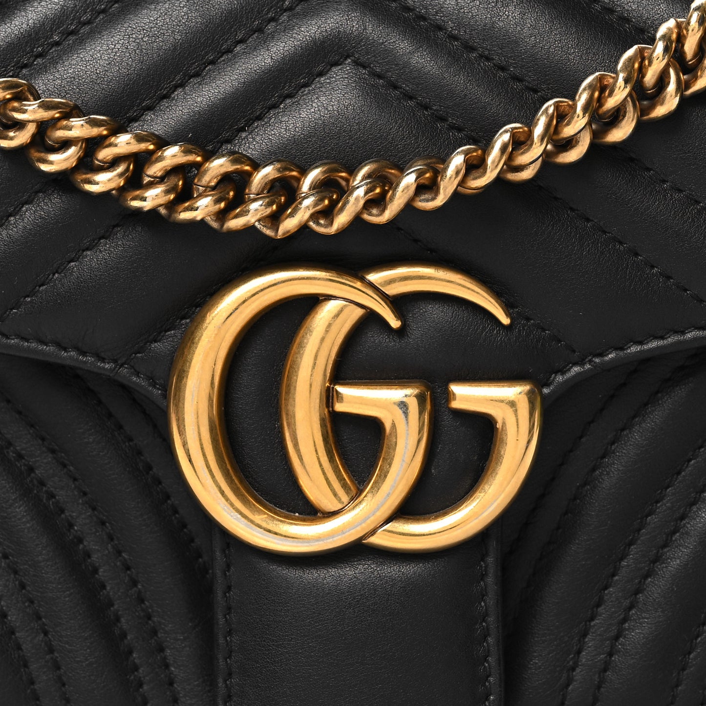 Calfskin Matelasse Small GG Marmont Shoulder Bag Black