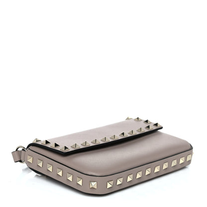 Valentino Garavani Vitello Rockstud Crossbody Pouch Poudre 3 of 9