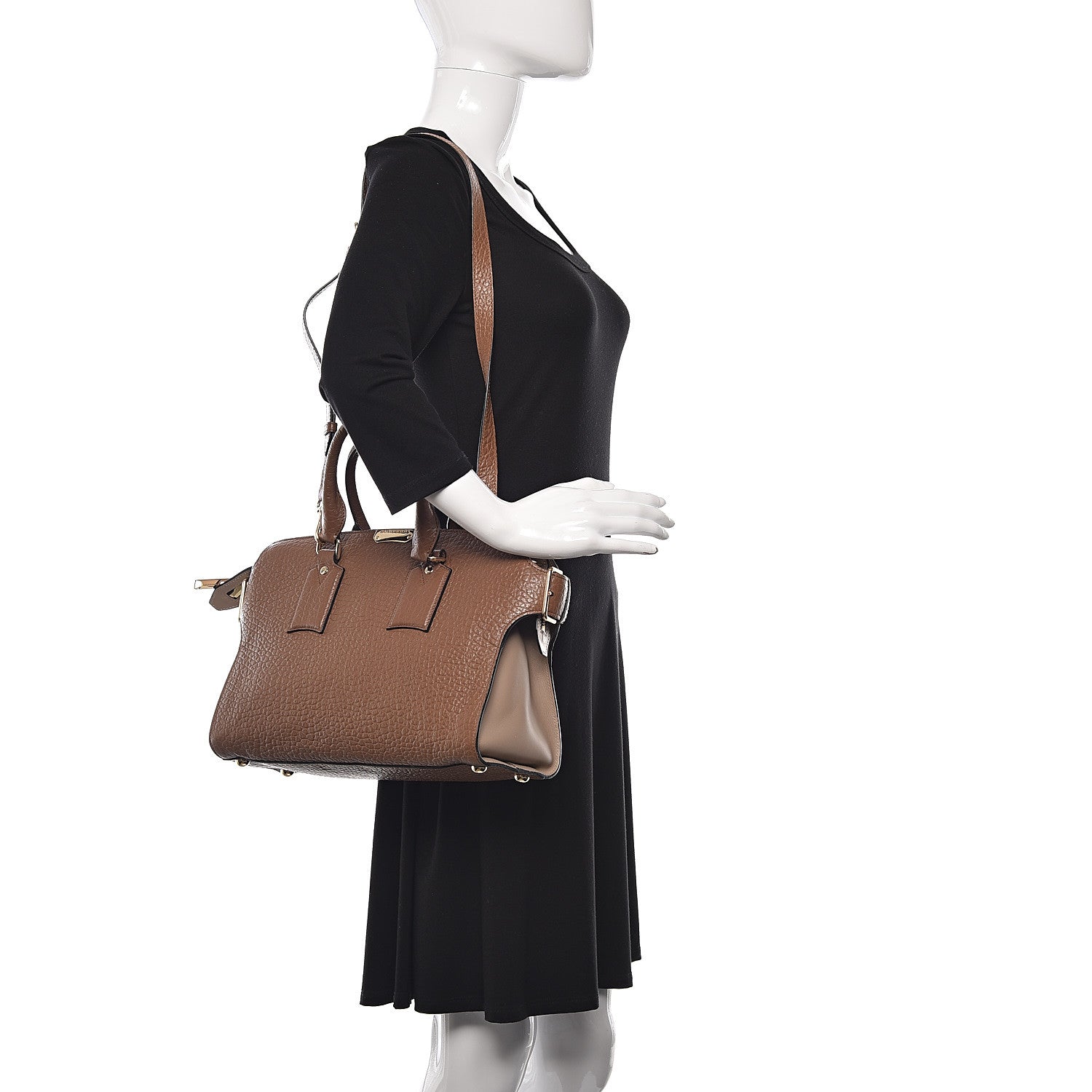 Burberry Signature Grain Medium Gainsborough Sepia Brown Honey 2 of 11