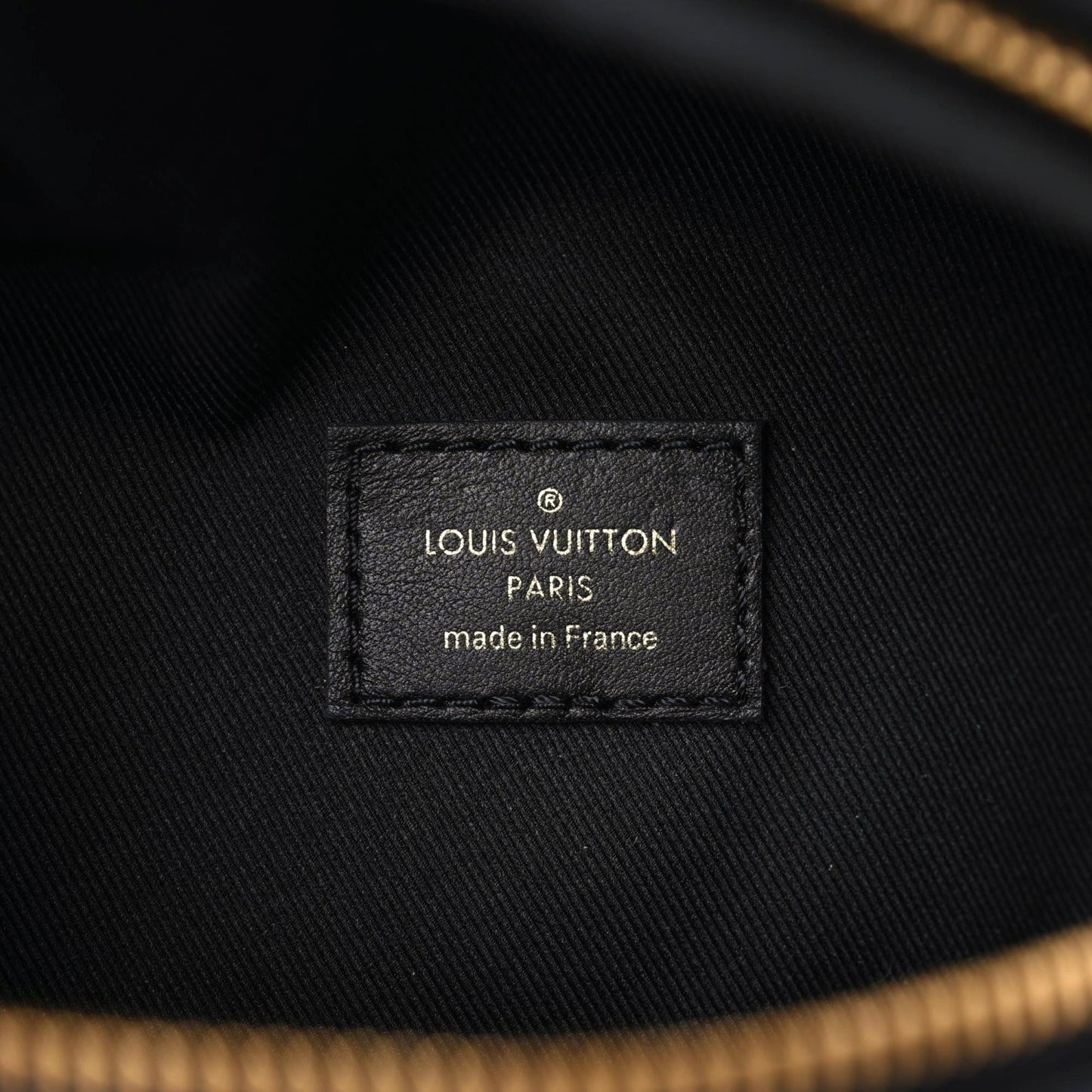 Calfskin Quilted New Wave Bumbag Black