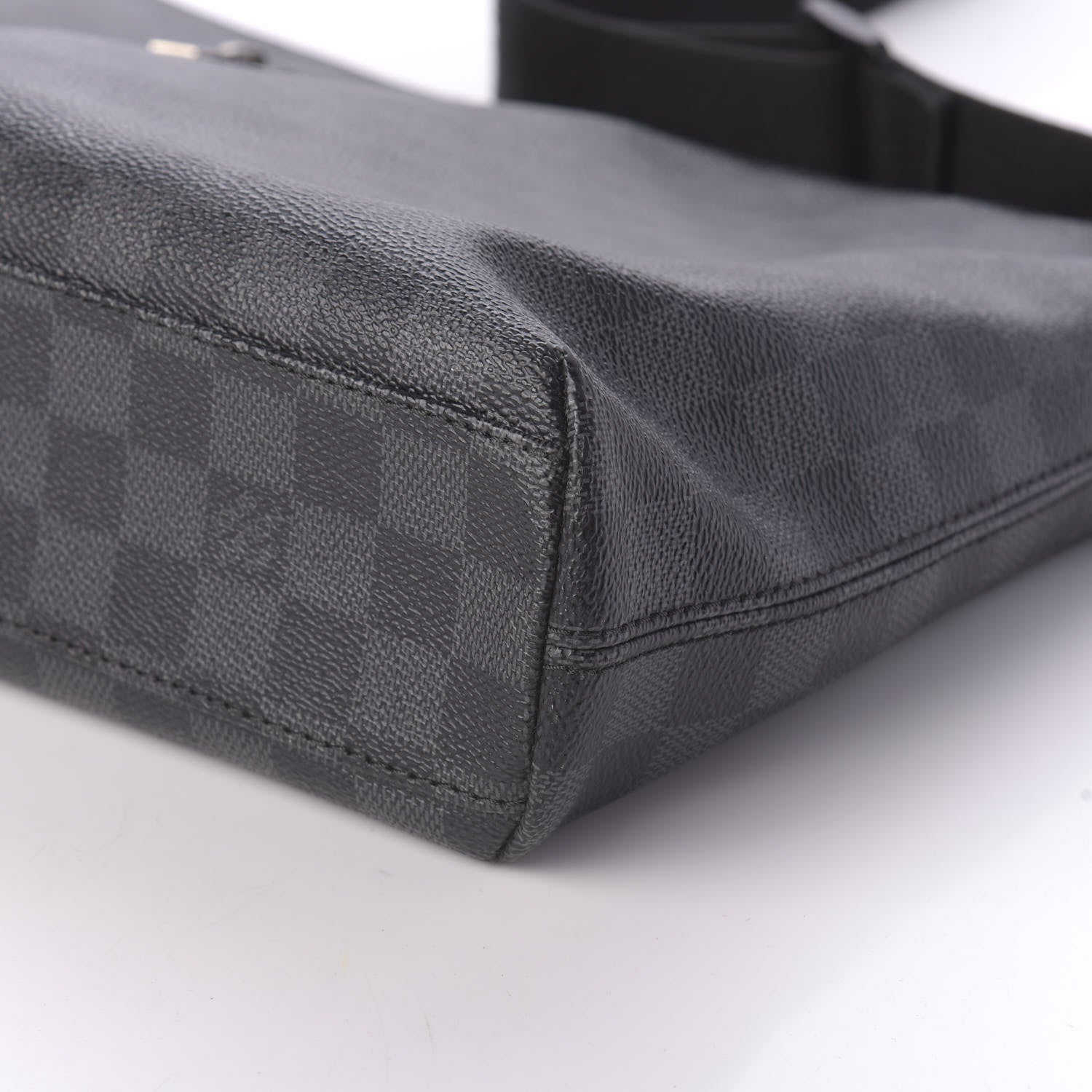 Louis Vuitton Damier Graphite Mick PM 7 of 9