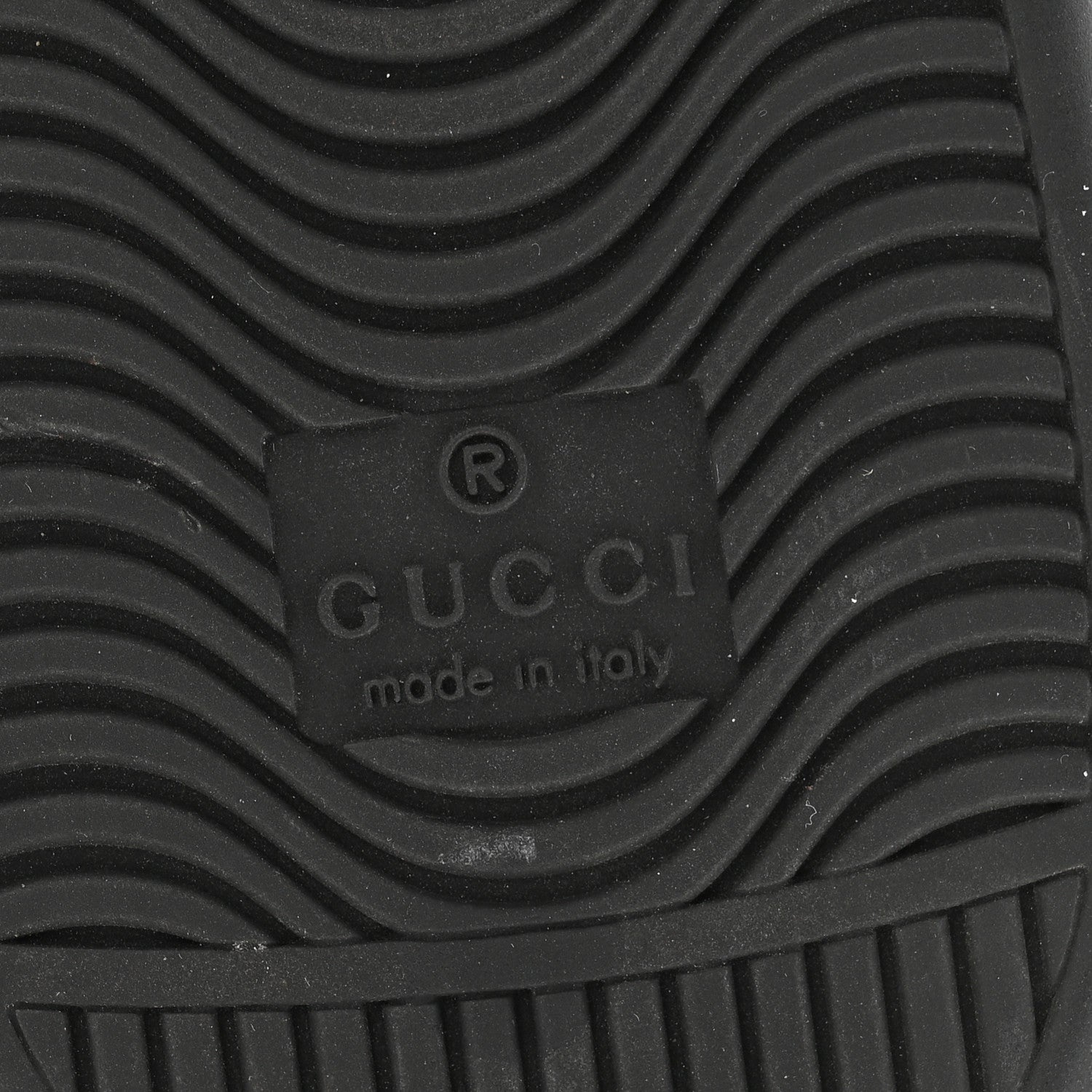 Gucci Calfskin GG Tennis Embossed Mens Ace Sneakers 8 Black 7 of 10