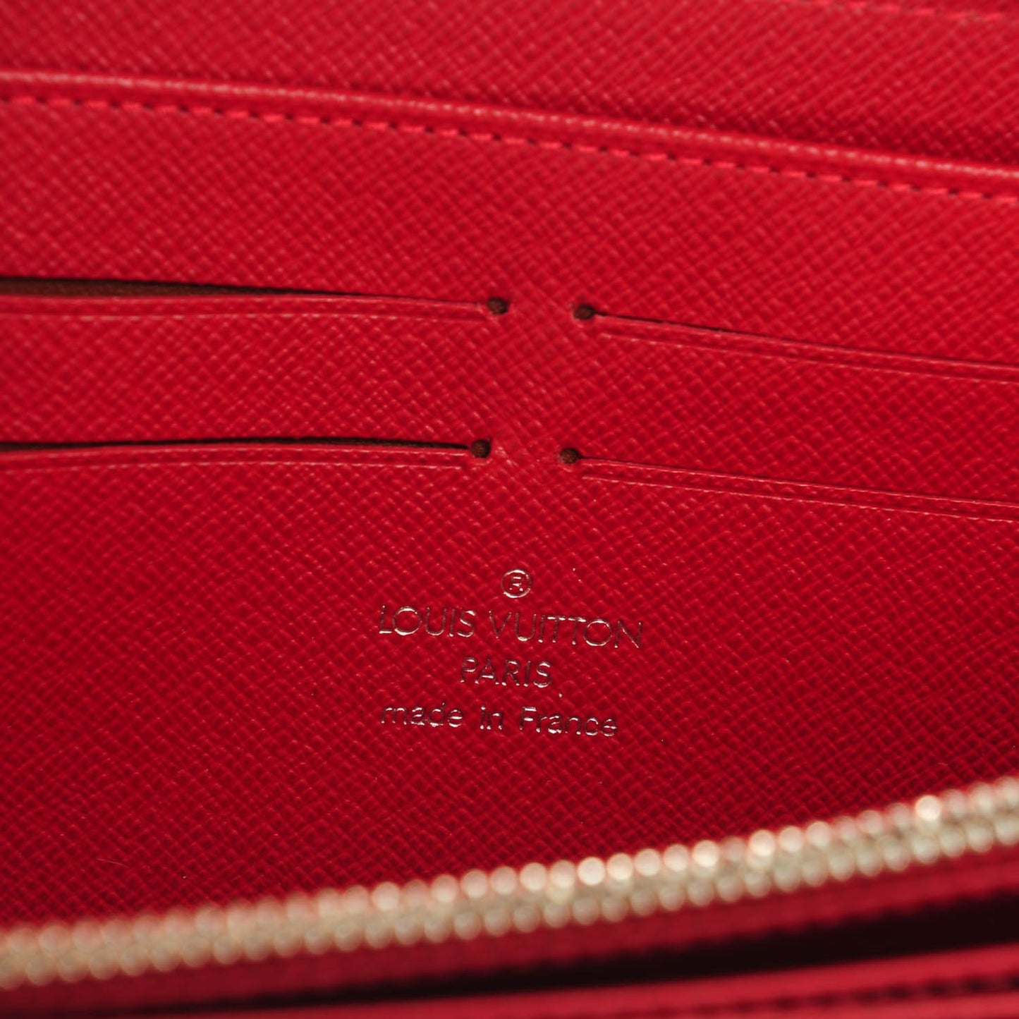 Epi Zippy Wallet Carmine