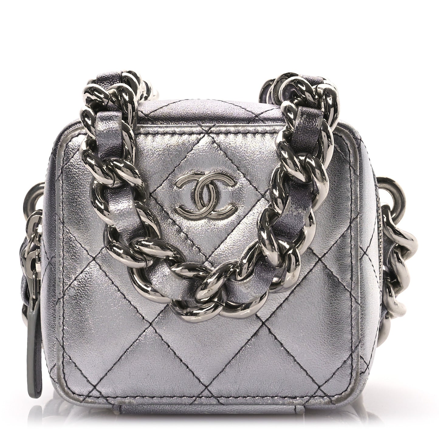 Gradient Metallic Lambskin Quilted Like A Wallet Clutch With Chain Silver Purple