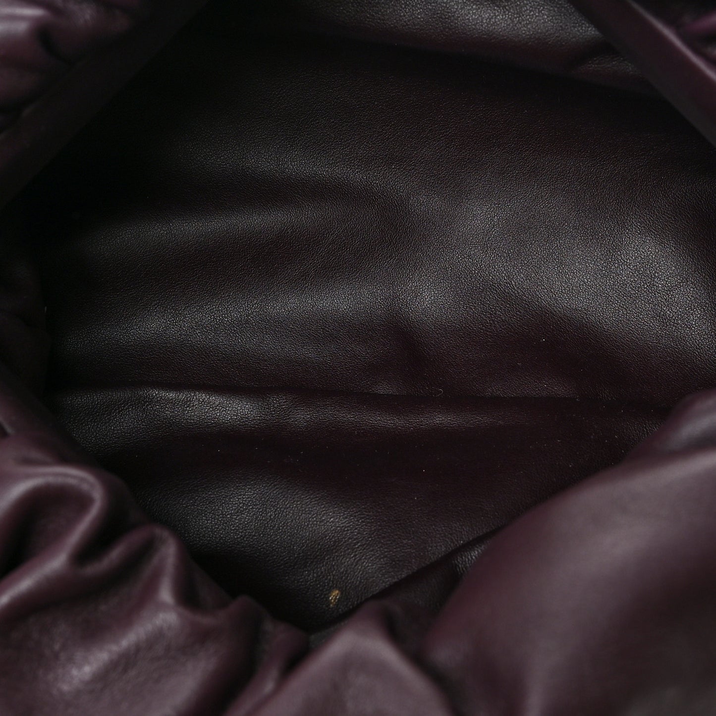 Calfskin The Pouch Chain Grape