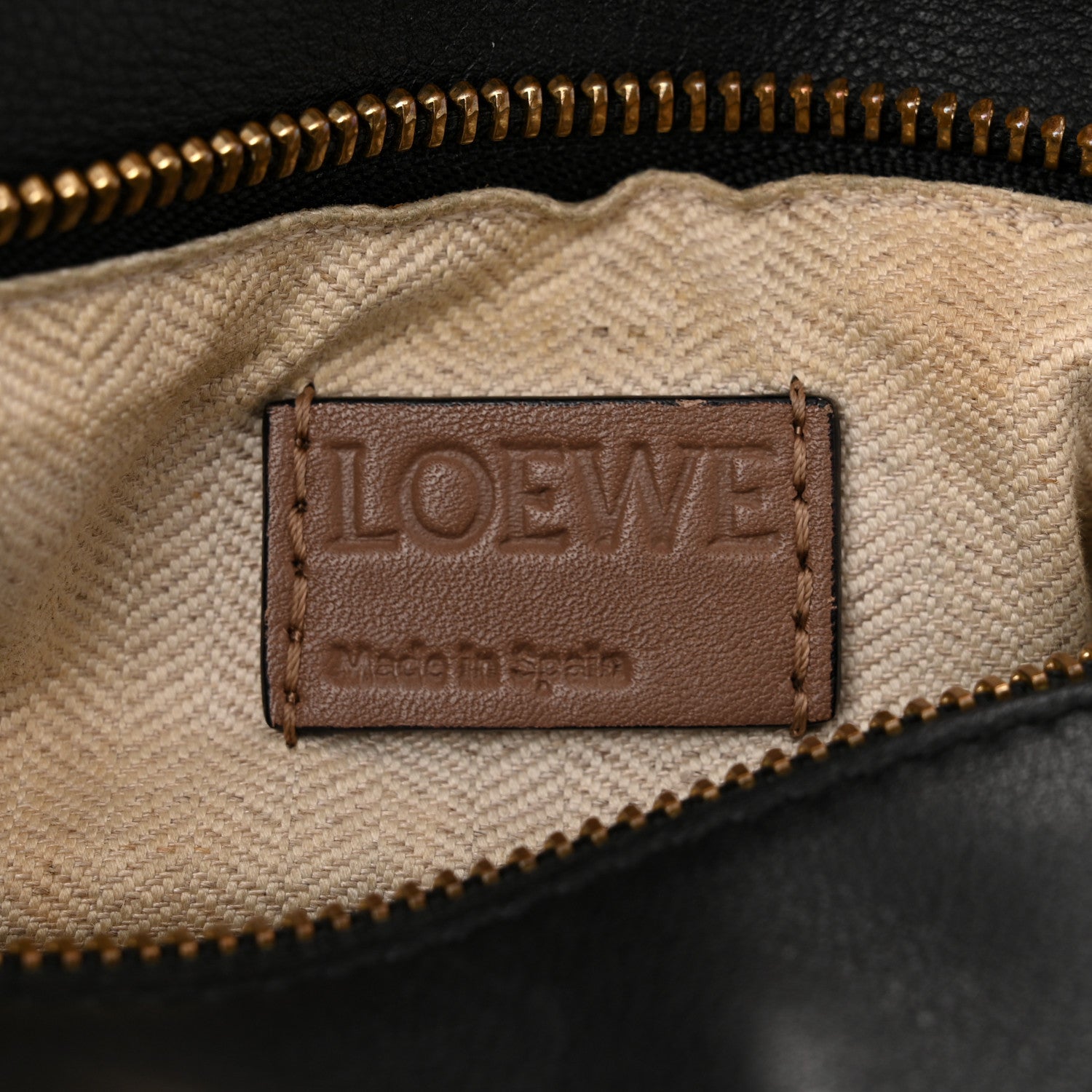 Loewe Calfskin Small Puzzle Bag Sand Hazelnut Ash 6 of 15