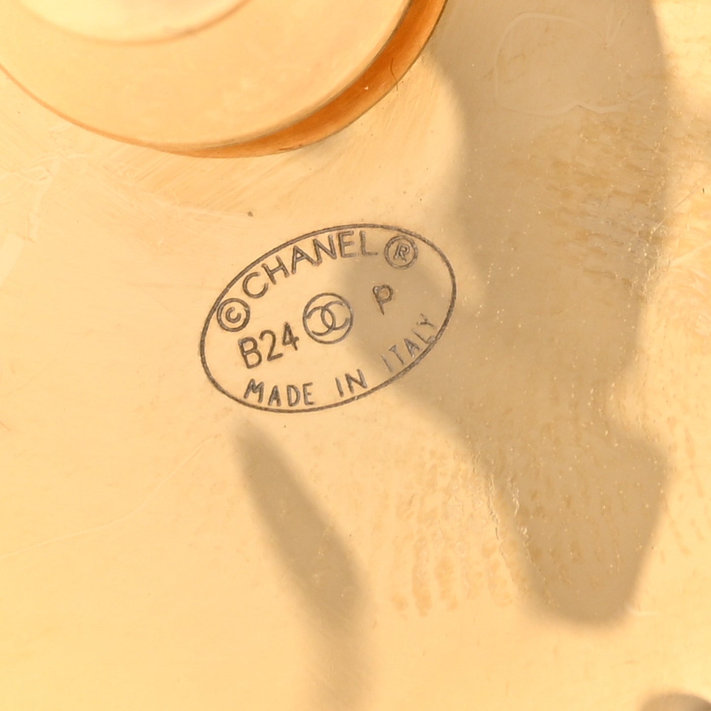 Resin Metal CC Clover Brooch Gold Black