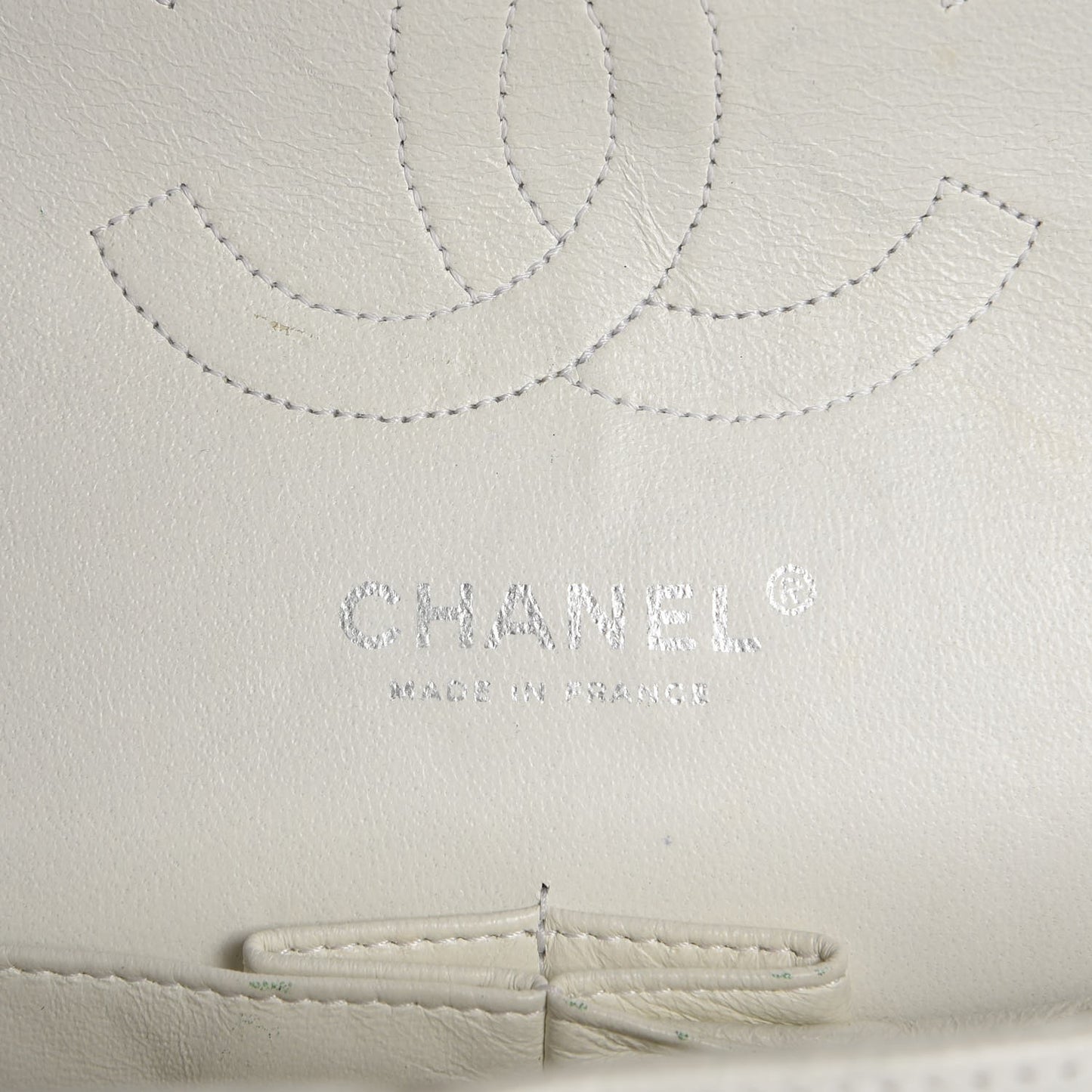 Washed Caviar Quilted Medium Double Flap White