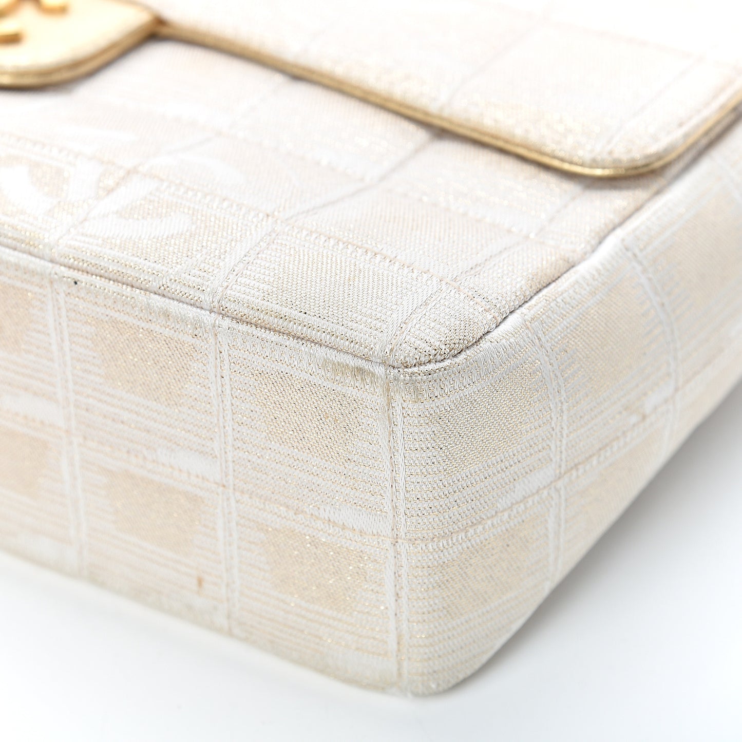 Metallic Nylon Medium Travel Flap Light Gold