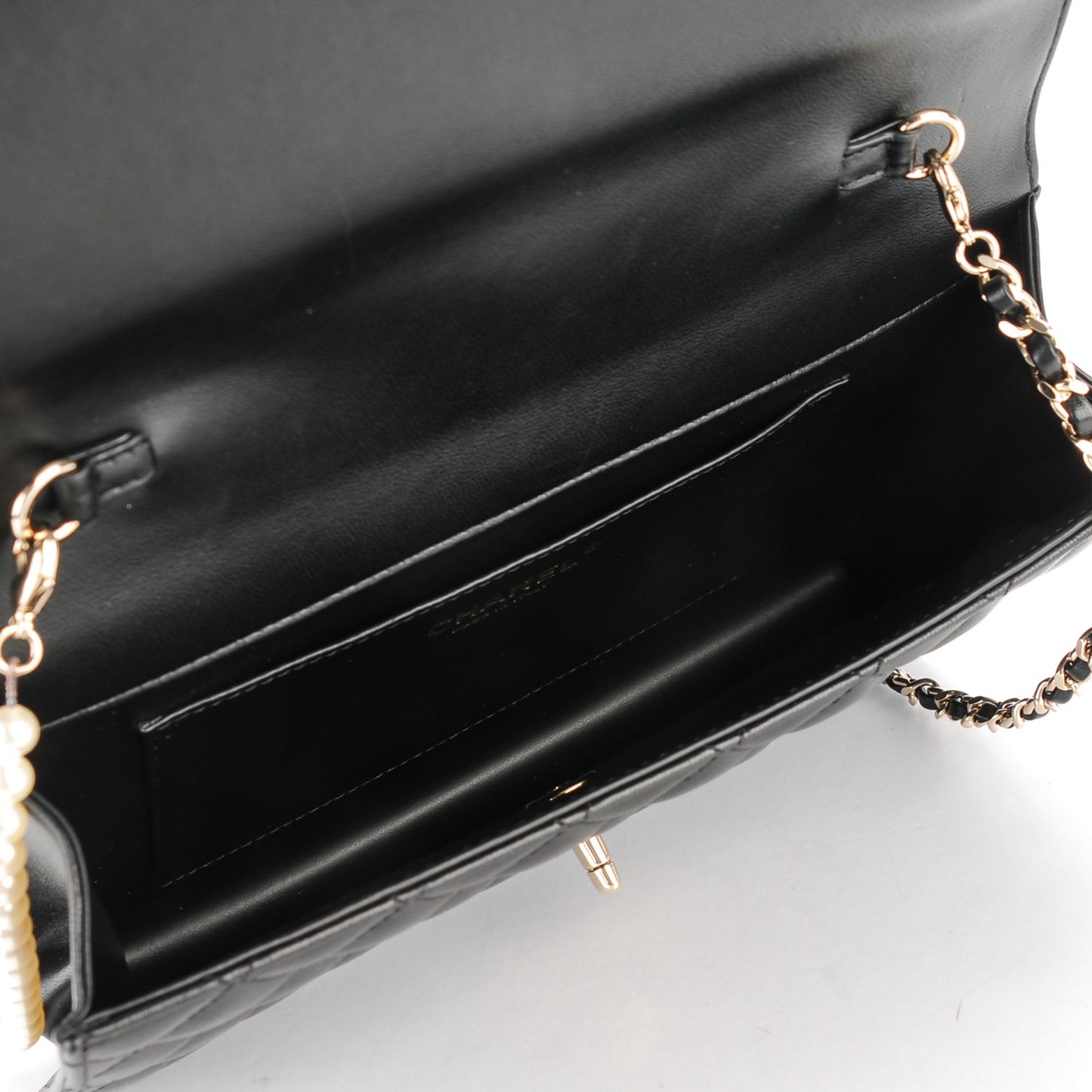 Lambskin Quilted Fantasy Pearl Flap Black