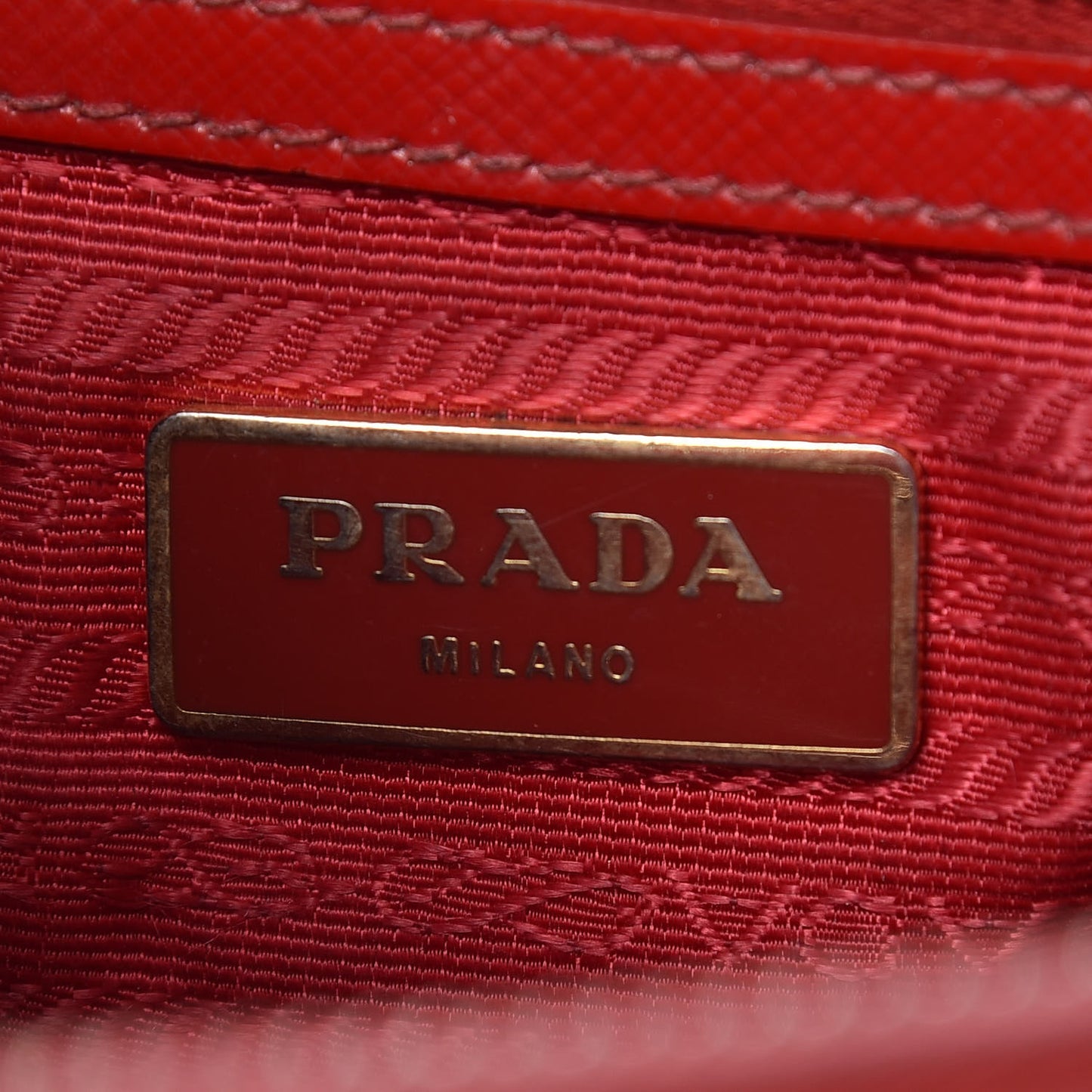 Saffiano Vernice Small Galleria Double Zip Rosso