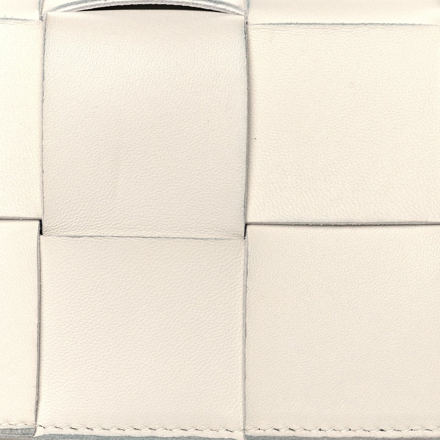 Nappa Maxi Intreccio The Belt Cassette Bag White