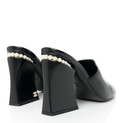 Chanel Shiny Goatskin Pearl Mule Sandals 38 Black 4 of 10