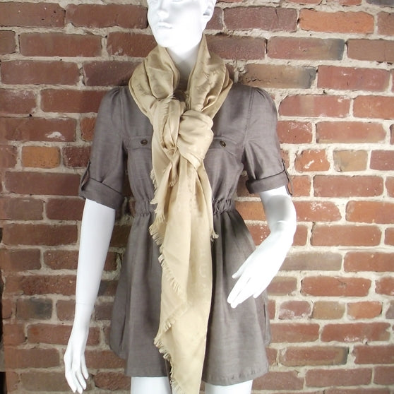 Louis Vuitton Monogram Shawl Dune 2 of 5