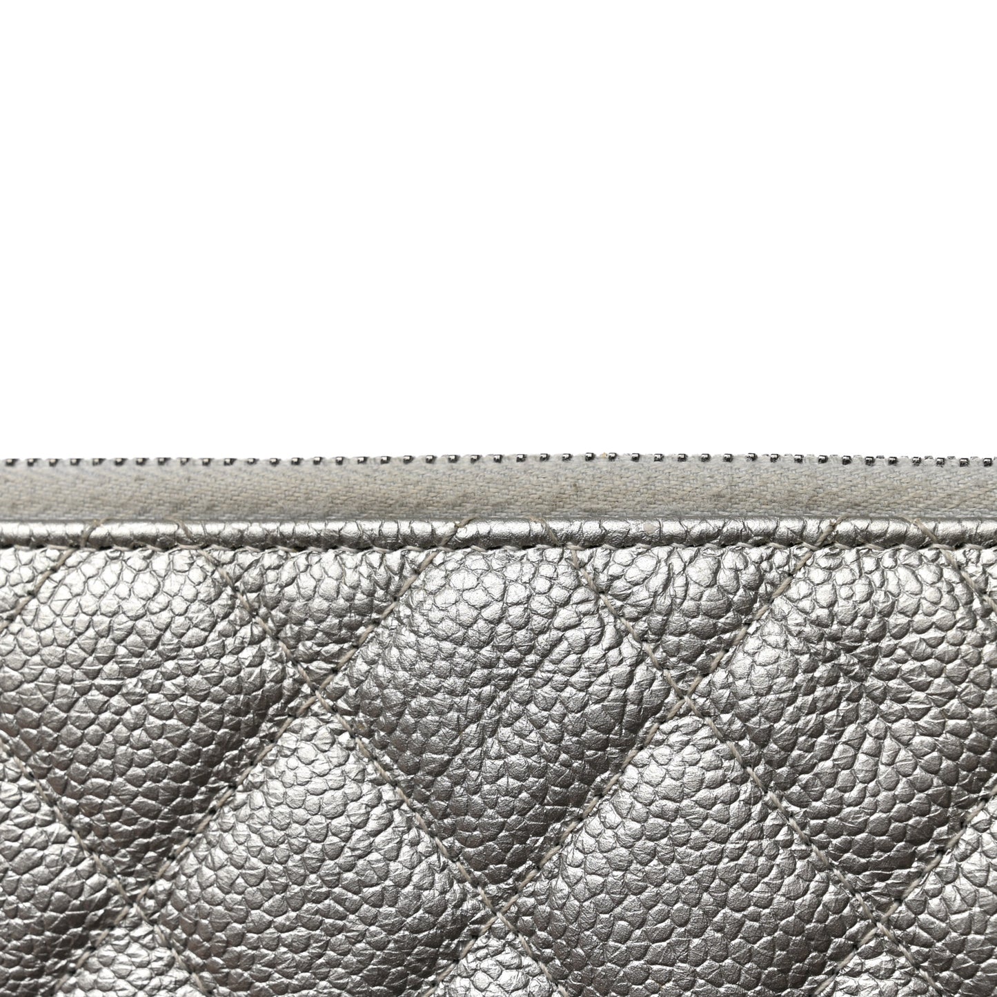 Metallic Caviar Quilted Classic Zip Pouch Silver