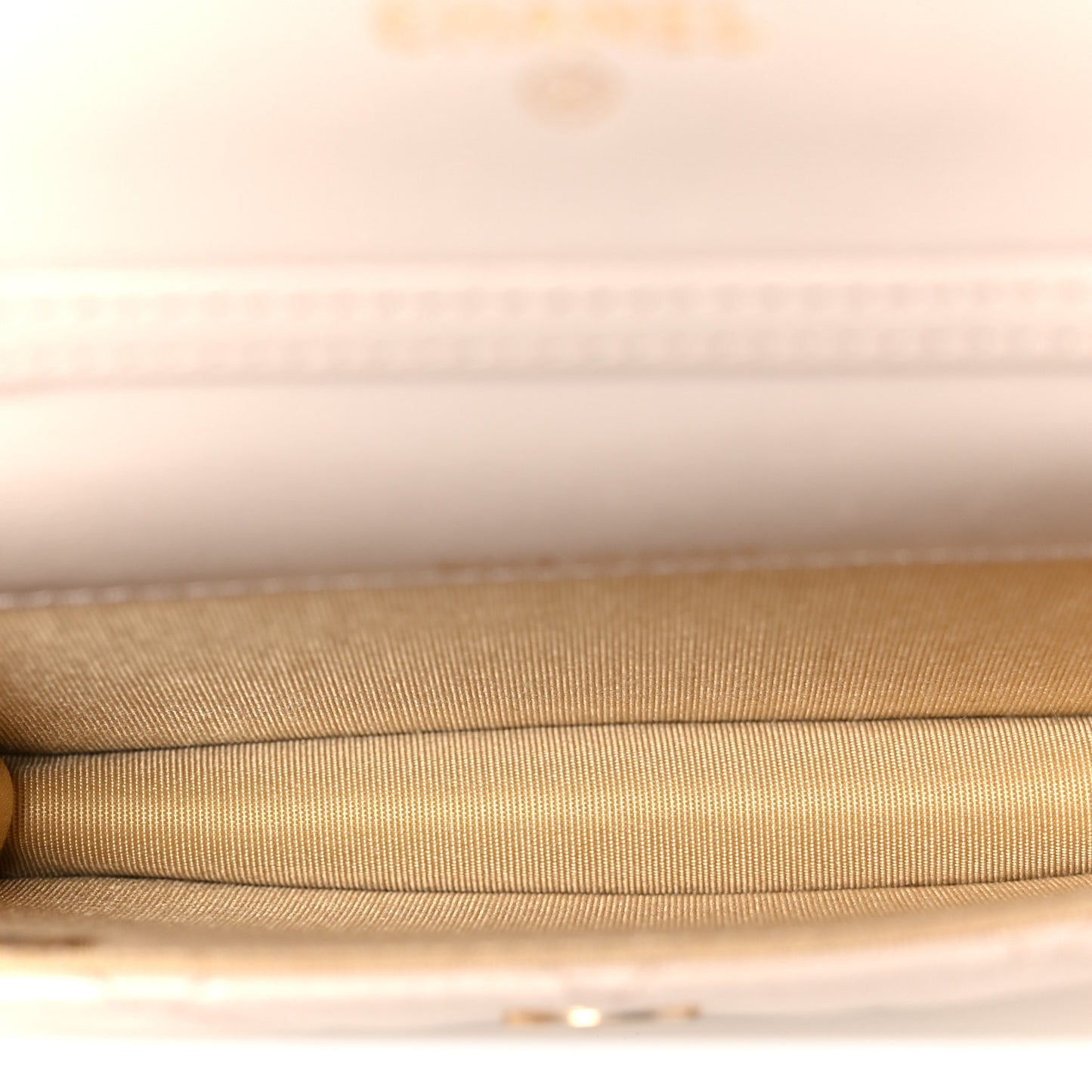 Lambskin Quilted Pearl Crush Clutch With Chain Light Purple
