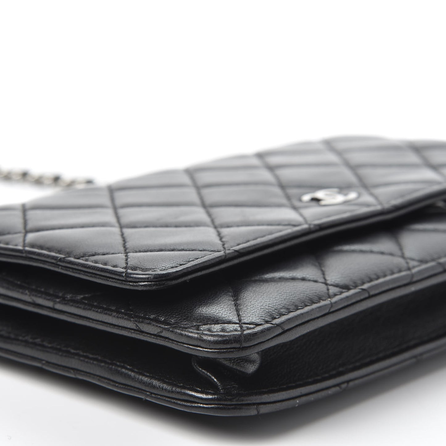 Lambskin Quilted Wallet On Chain WOC Black