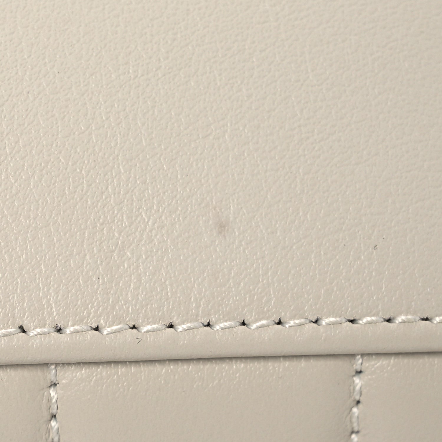 Saint Laurent Calfskin Y Quilted Monogram Toy Loulou Crossbody Bag Blanc Vintage 13 of 13