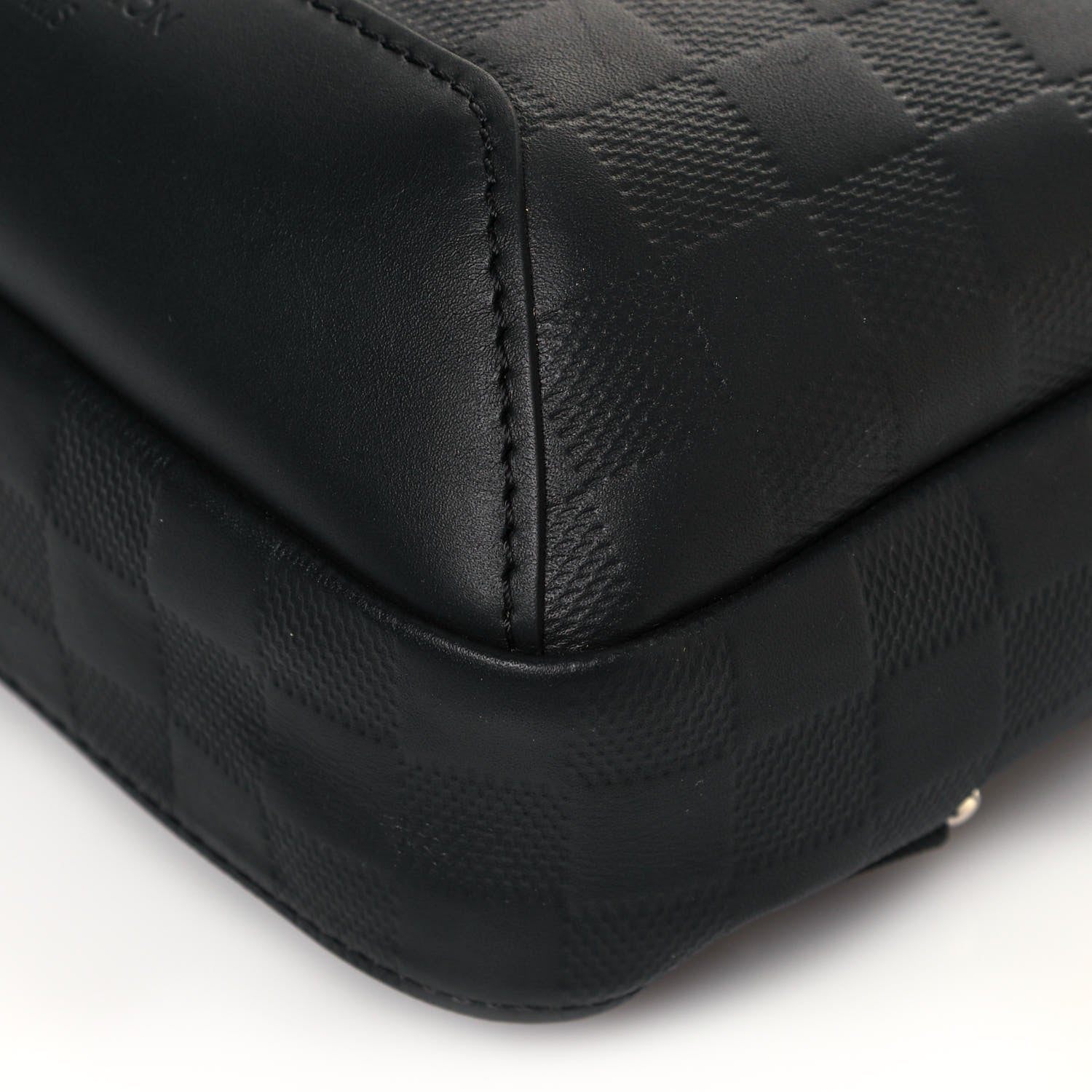 Louis Vuitton Damier Infini Avenue Sling Bag Onyx 9 of 14