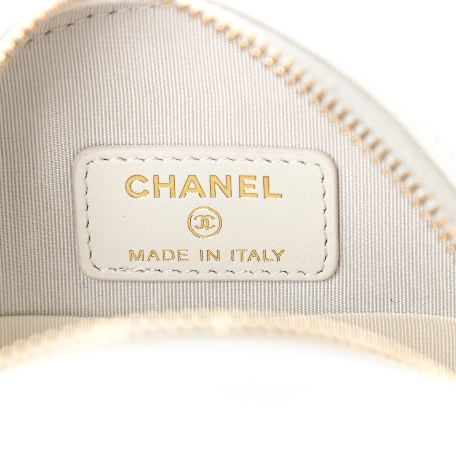 Chanel Goatskin Quilted Chanel 19 Round Clutch With Chain White 6 of 10