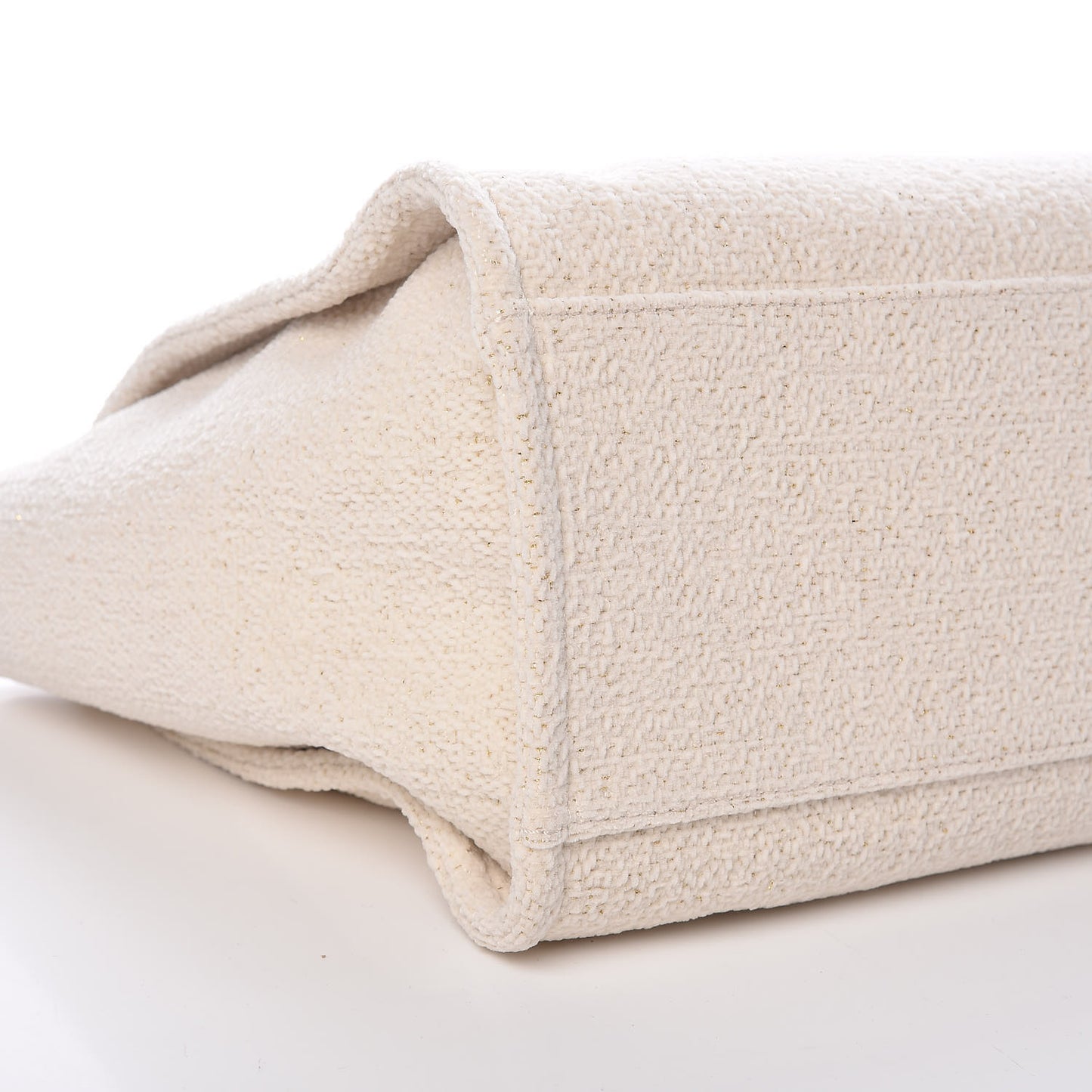 Lurex Boucle Medium Deauville Tote White