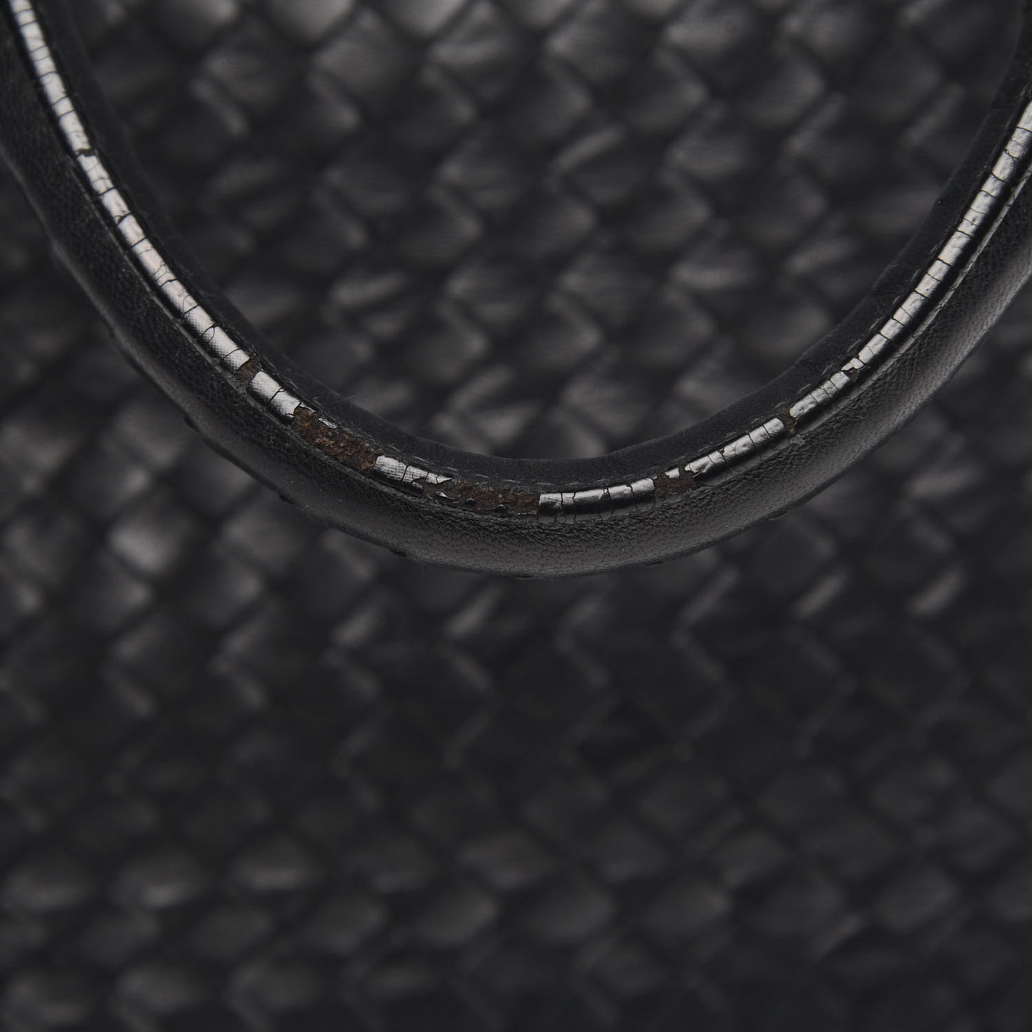 Nappa Intrecciato Medium Seamless Tote Black