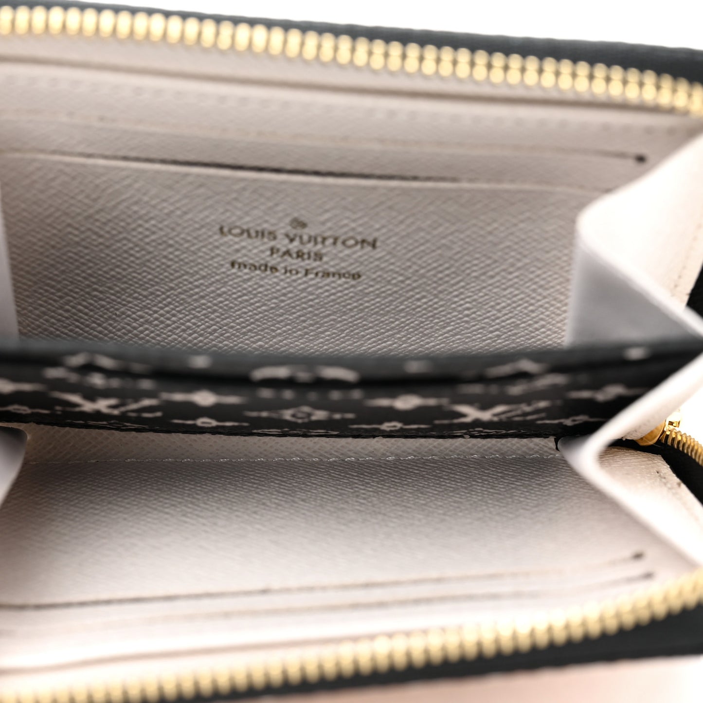 Monogram Giant Crafty Zippy Coin Purse Creme Caramel