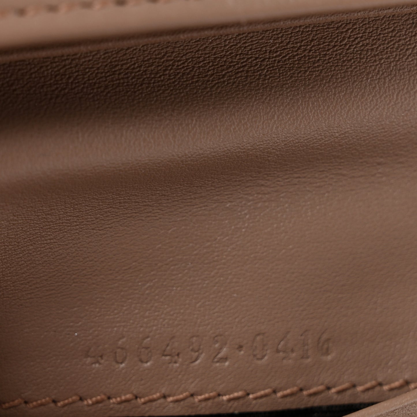 Calfskin Matelasse GG Marmont Card Case Wallet Porcelain Rose