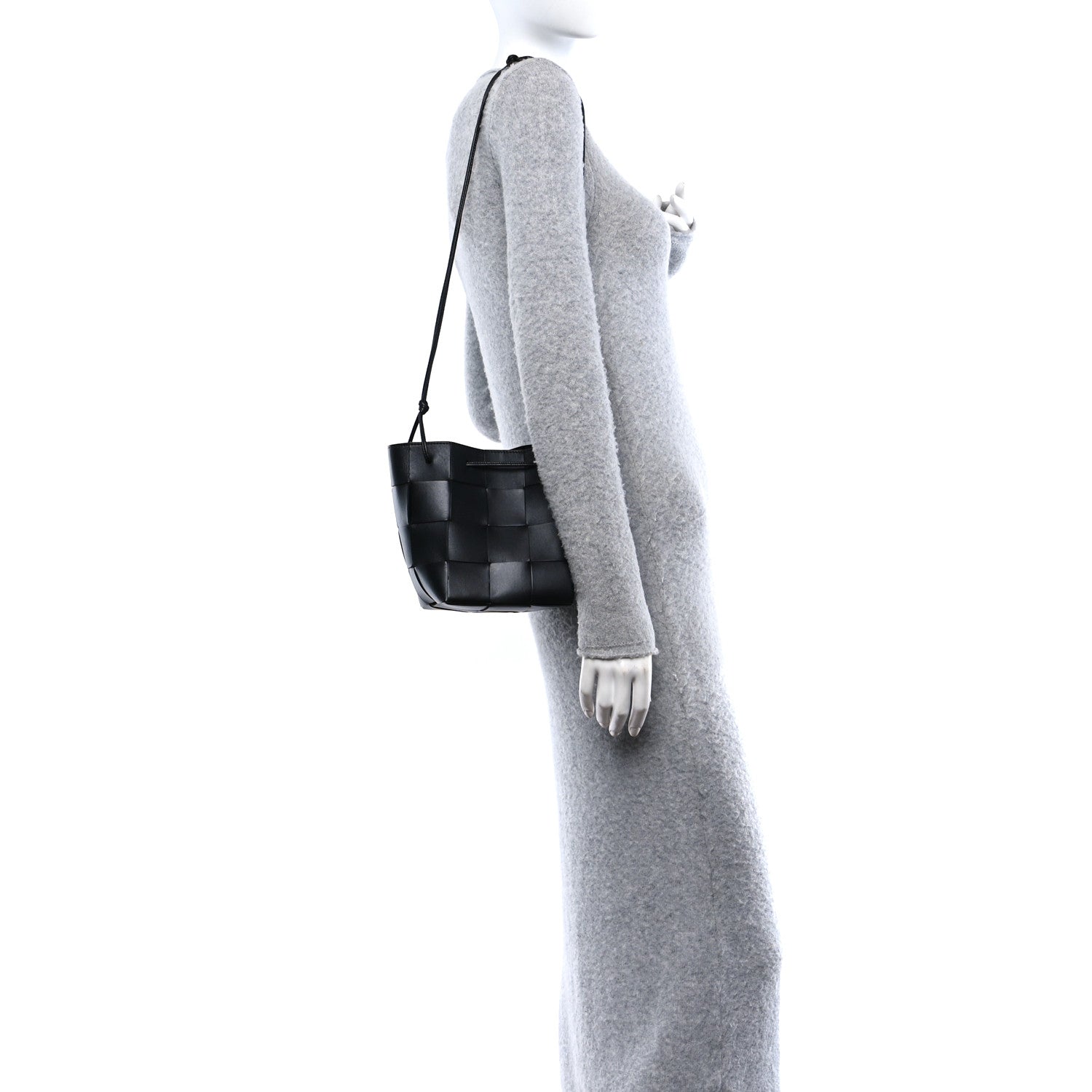 Bottega Veneta Nappa Maxi Intrecciato Cassette Bucket Bag Black 2 of 9
