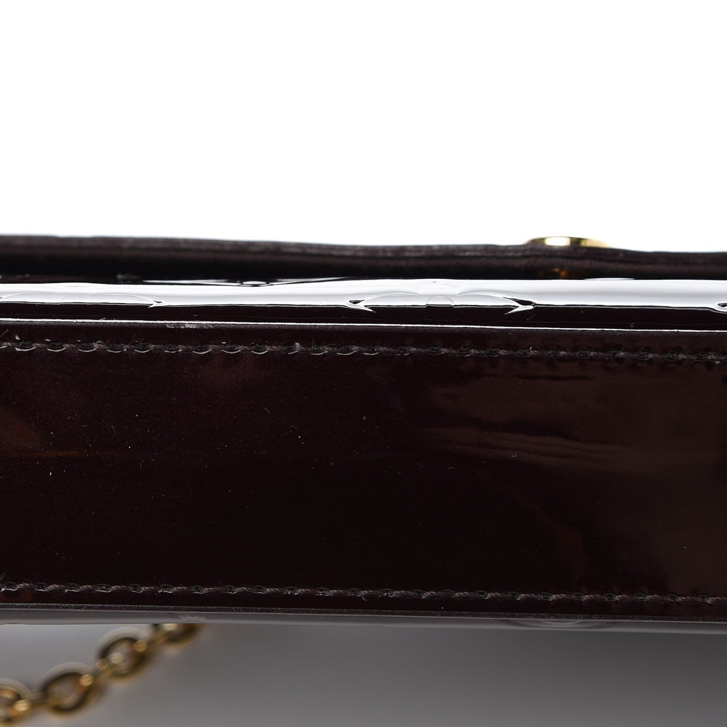 Vernis Pochette Felicie Chain Wallet Amarante