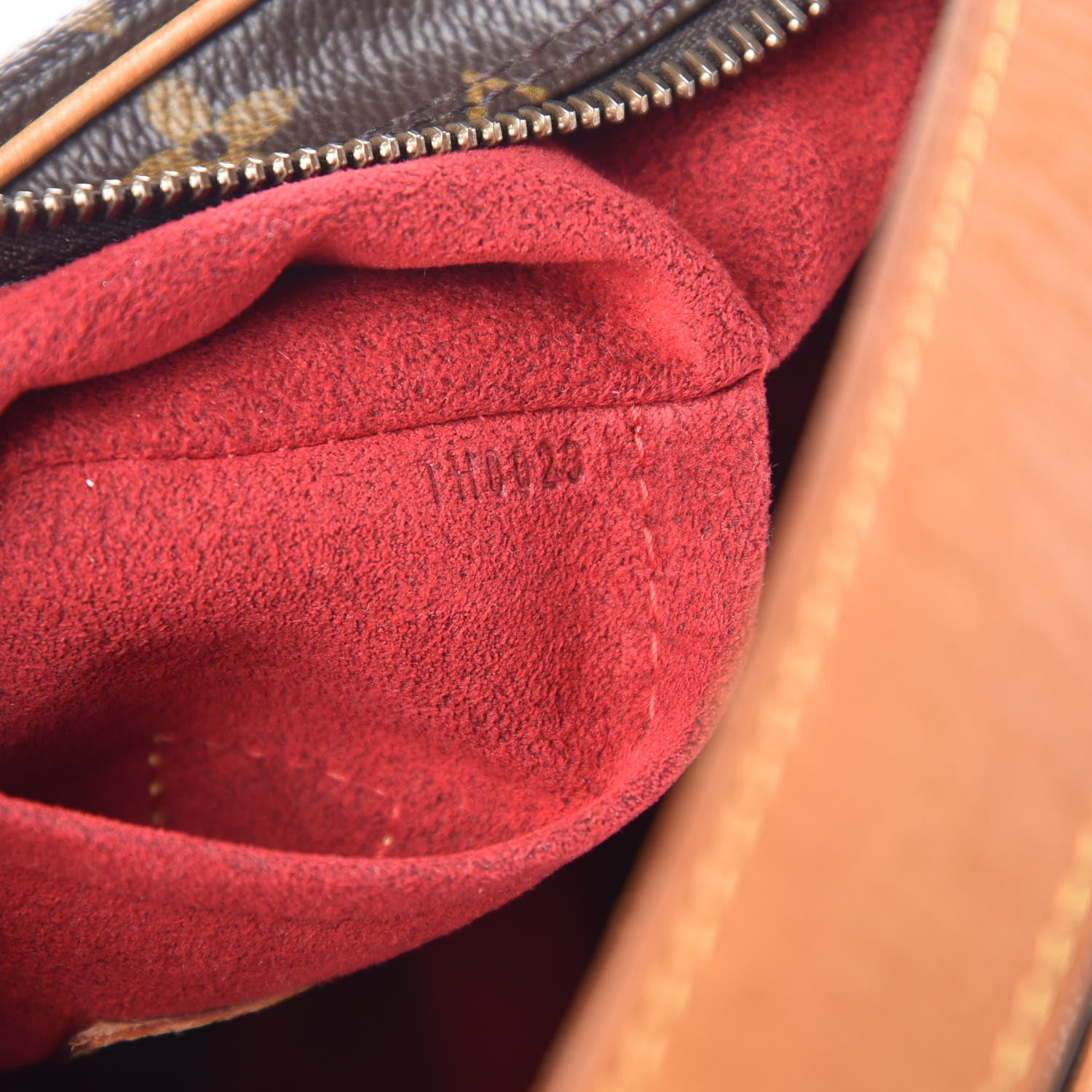 Louis Vuitton Monogram Croissant MM 7 of 13