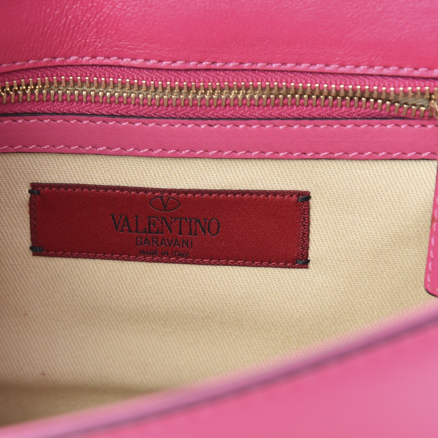 Vitello Small Glam Lock Rockstud Flap Pop Fuxia
