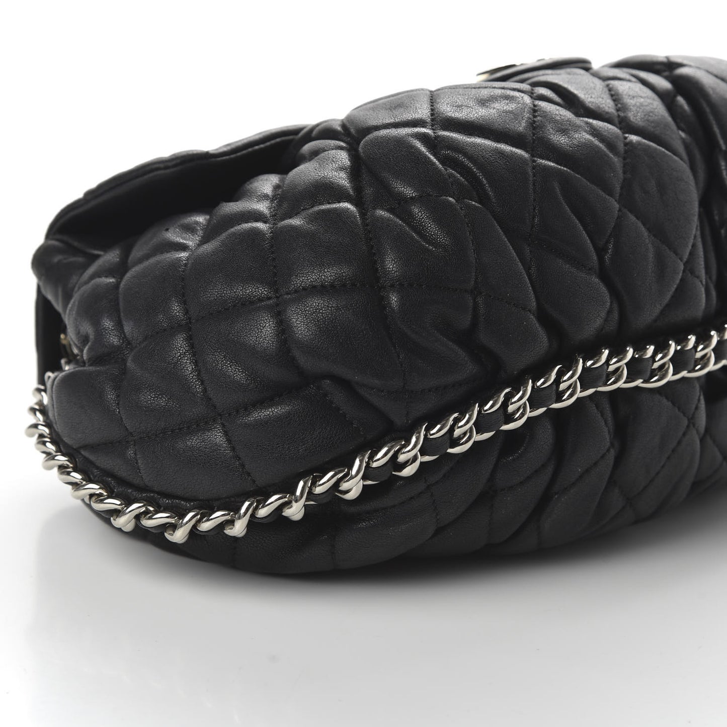 Washed Lambskin Quilted Medium Chain Around Messenger Black