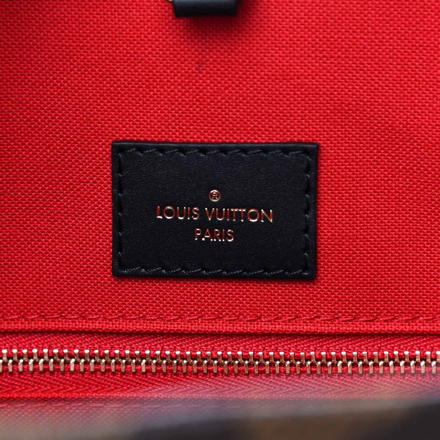 Reverse Monogram Giant Onthego MM