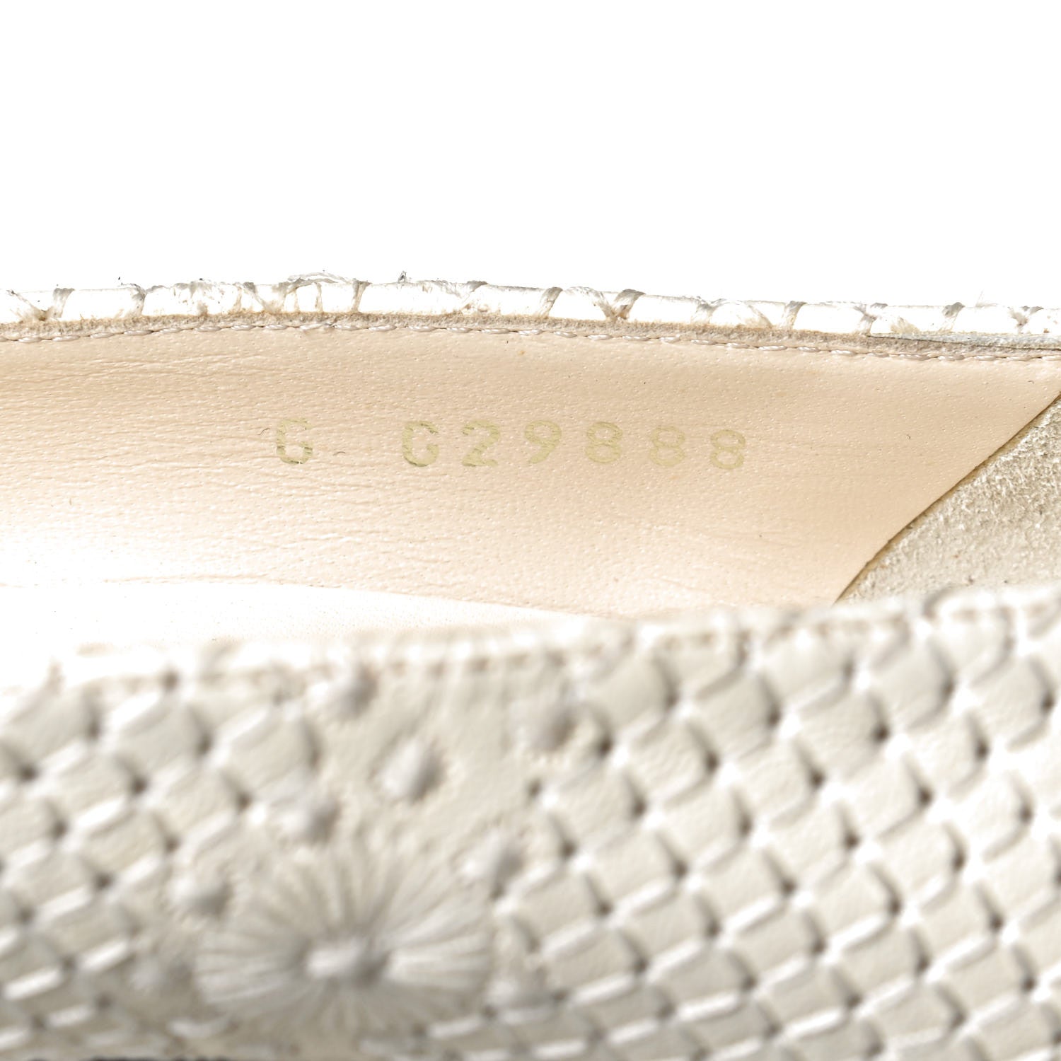 Chanel Lambskin Stitched Flower Cap Toe CC Pumps 39.5 White 10 of 10