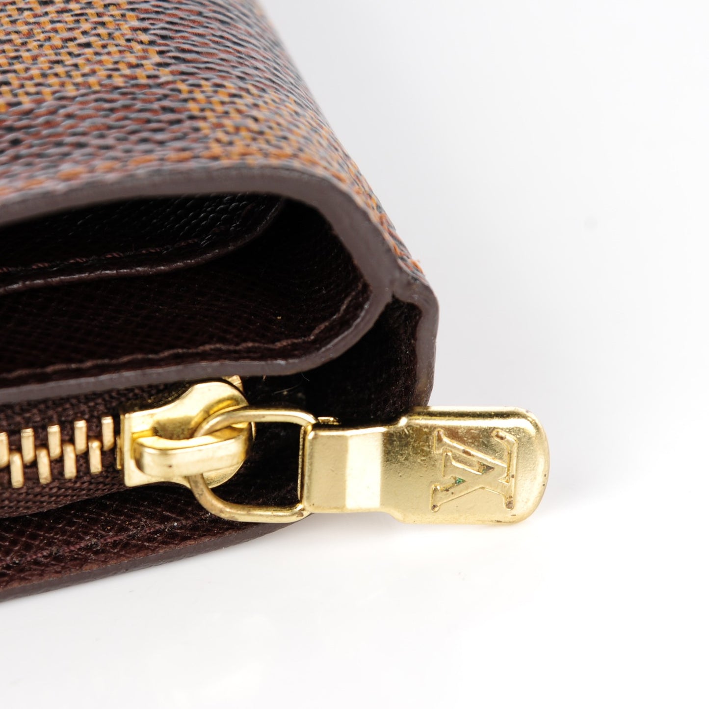 Damier Ebene Zippe Zipped Compact Wallet