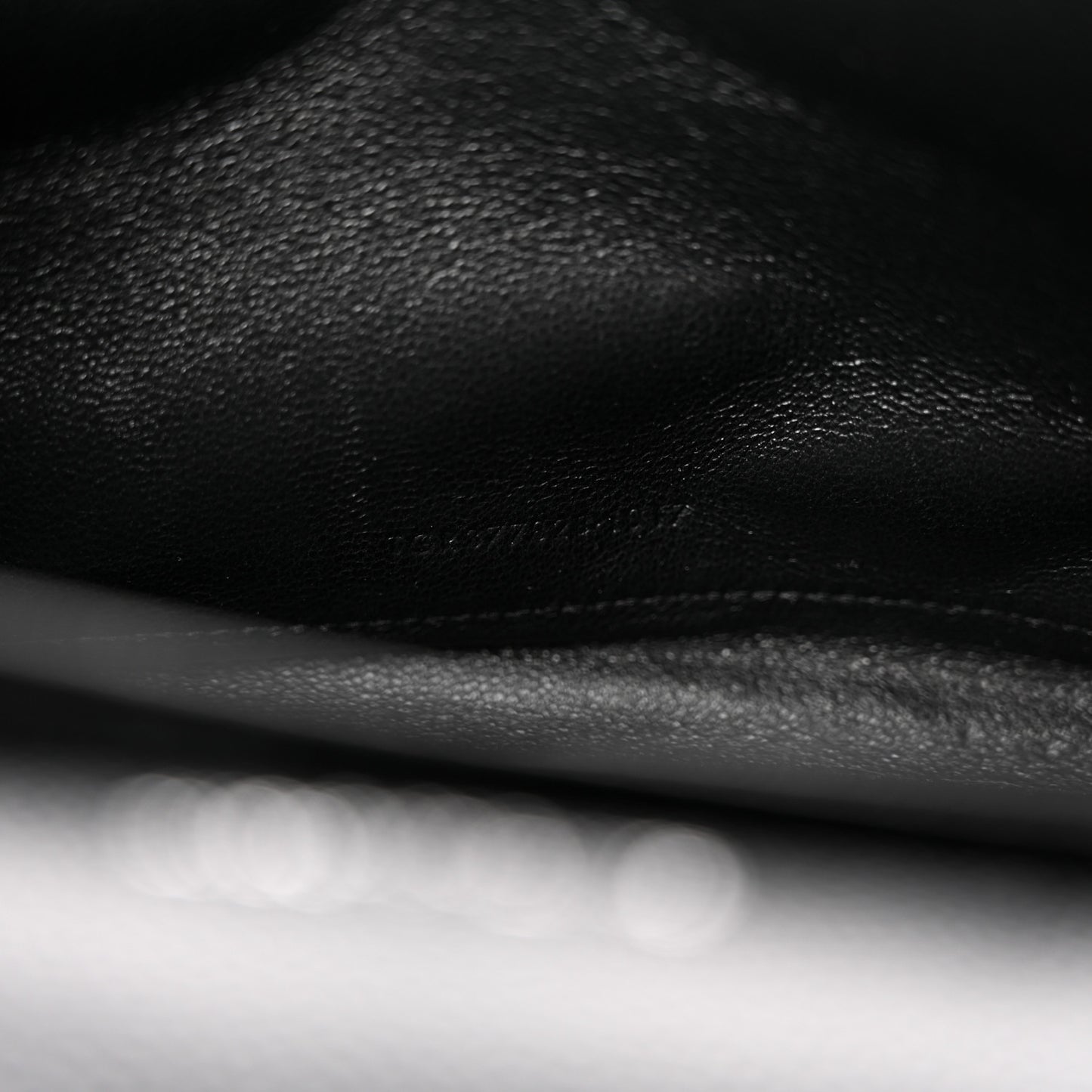 Grain De Poudre Matelasse Chevron Monogram Chain Wallet Black