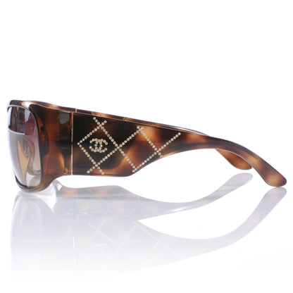 Chanel Tortoise Shell Crystal CC Logo Sunglasses 5080 B 3 of 5