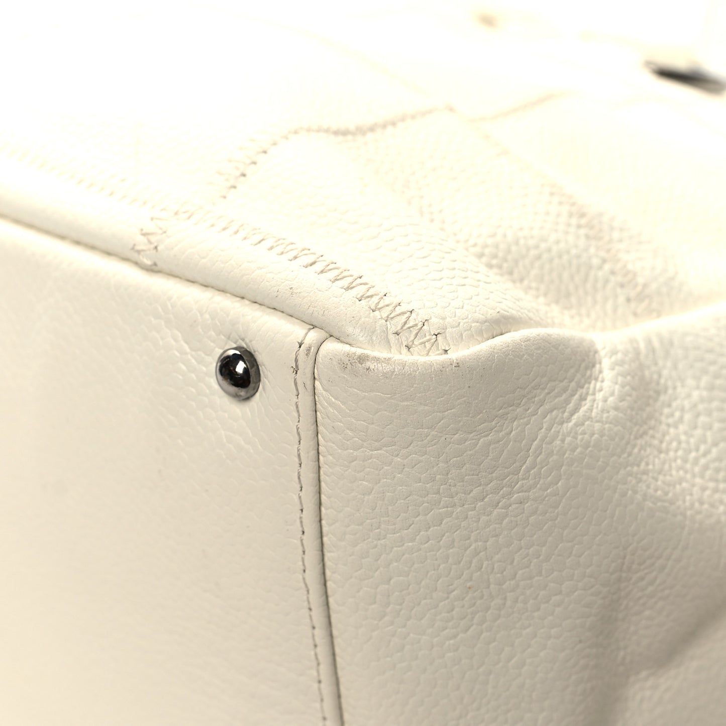 Caviar Square Stitched Bowler White